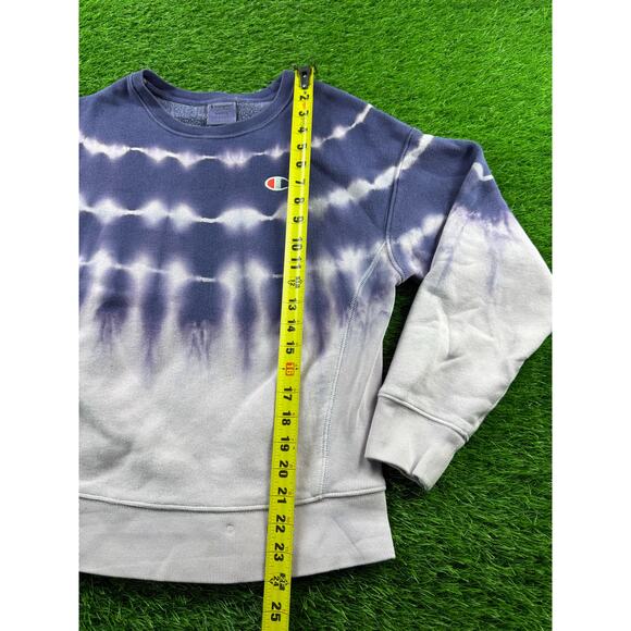 Champion Women Reverse Weave Tie Dye Crewneck Sweatshirt Purple Sz S Warm Fleece - Picture 5 of 11